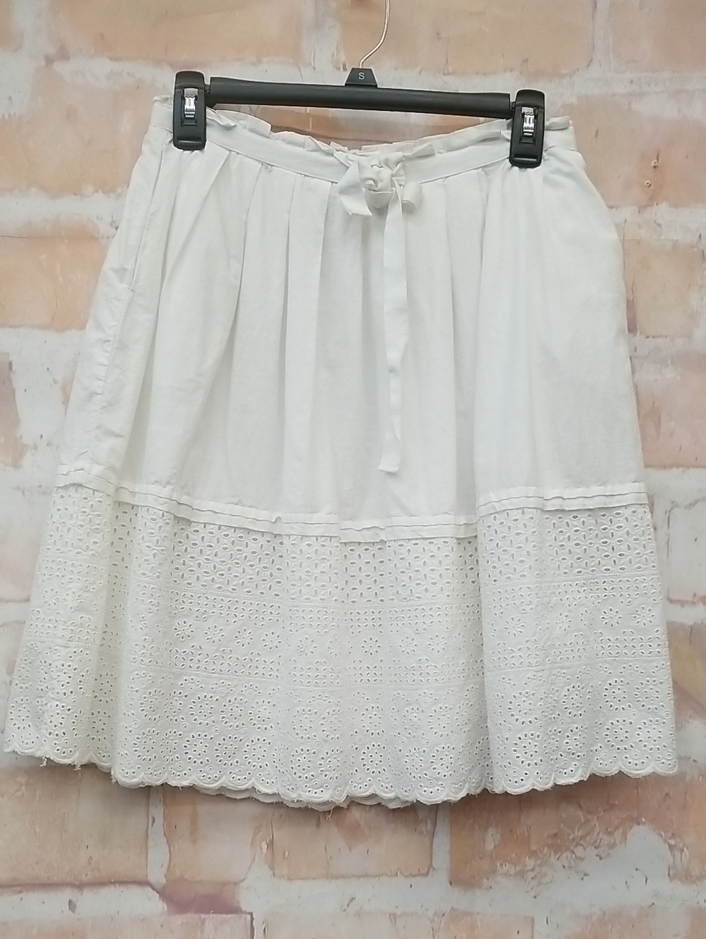 GAP White Eyelet Tiered A-Line Skirt Size 1